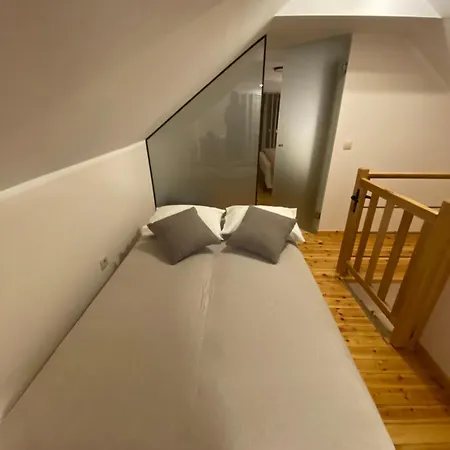 Andry's Living 4 By 8essentially Apartment *